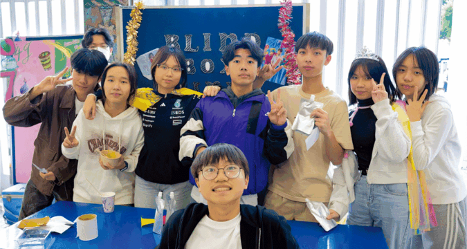 Shung Tak and Operation Santa Claus join hands to support community