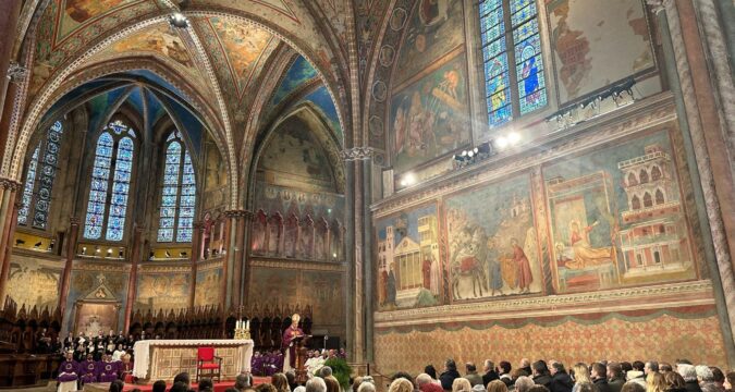 St. Francis’ relics open to public for first extended veneration in 800 years