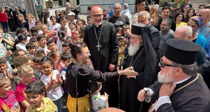 Patriarchs of Jerusalem visit Gaza’s wounded faithful Patriarchs of Jerusalem visit Gaza’s wounded faithful
