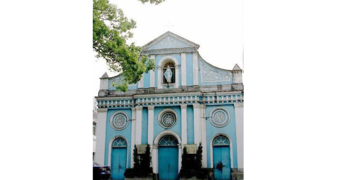 Hangzhou cathedral commissions extraordinary ministers Hangzhou cathedral commissions extraordinary ministers