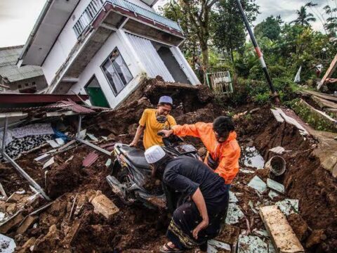 Indonesian Church activates nationwide relief network after deadly Flores quake