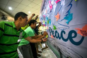 Philippine Protesant leaders urge renewed peace talks on anniversary of Martial Law