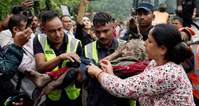 Tibet flash flood ‘worst disaster in the country’s history’ Tibet flash flood ‘worst disaster in the country’s history’