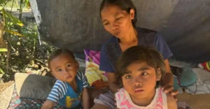 Indonesian president visits quake-hit Flores, pledges $12m in aid