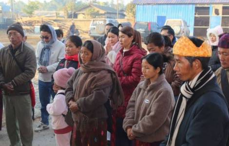 We listen to the people and stand by the displaced, says Myanmar bishop We listen to the people and stand by the displaced, says Myanmar bishop