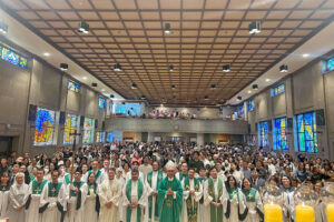 Church has not forgotten you, bishop tells Filipino migrants in Korea
