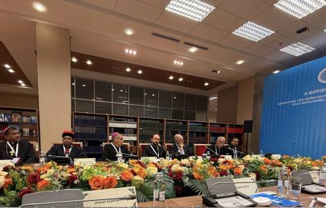 Religions in dialogue on the dignity of vulnerable children Religions in dialogue on the dignity of vulnerable children